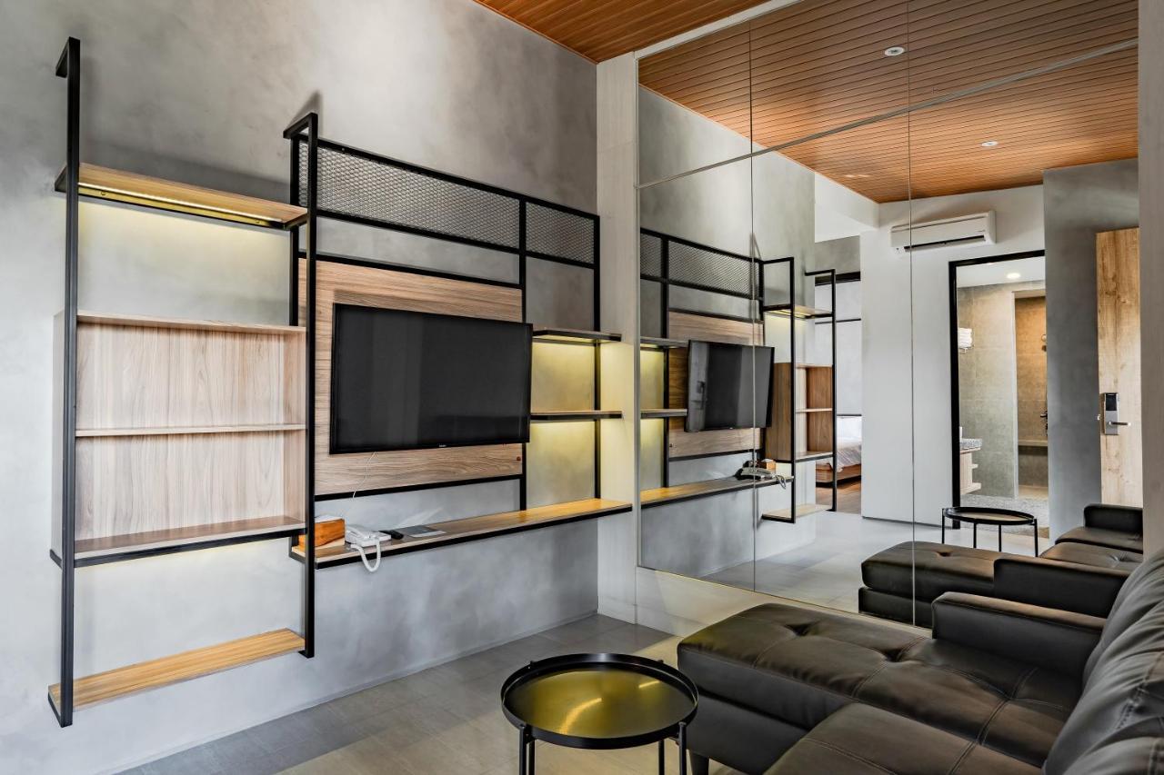 Loa Living Solo Baru Hotel Grogol Buitenkant foto